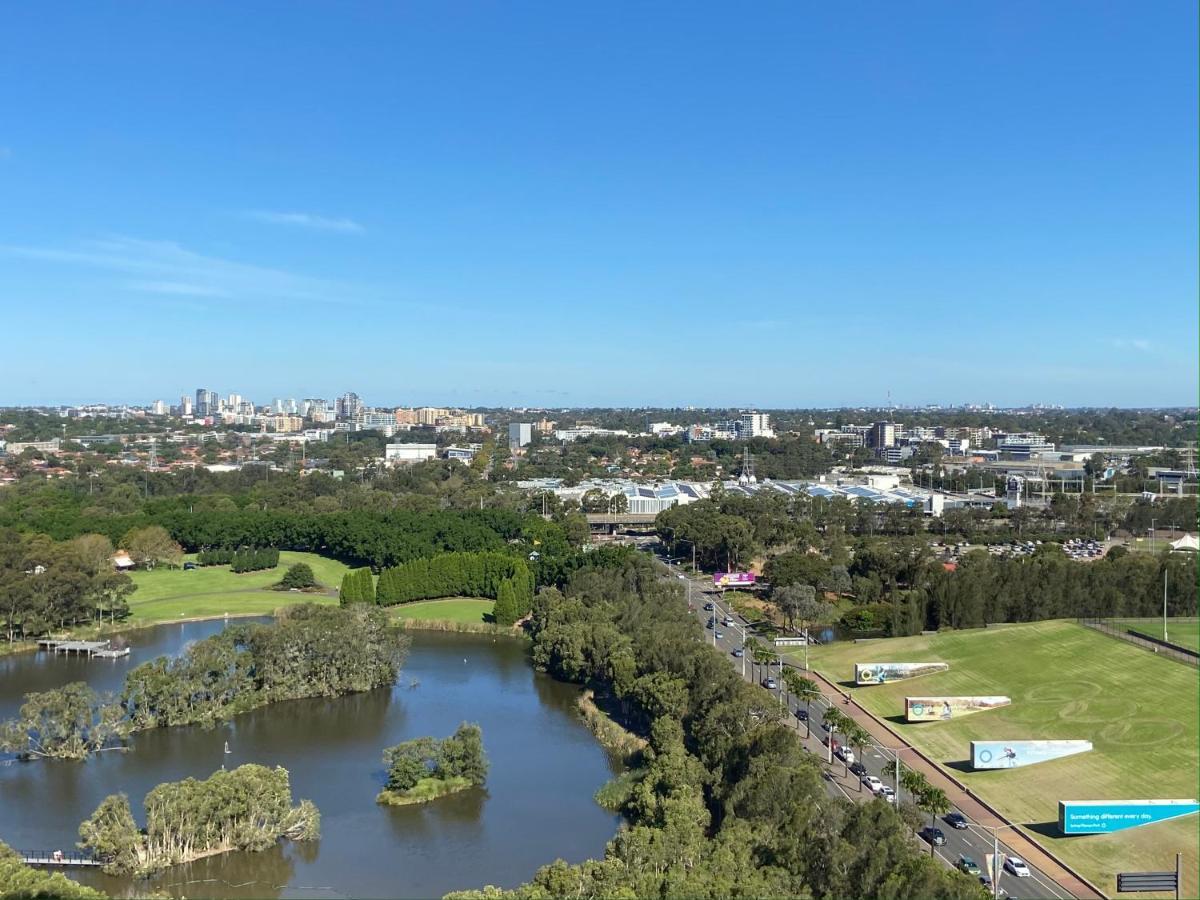 Parkside & City View In Sydney Olympic Park Sidney Exterior foto